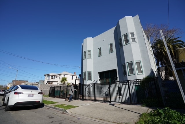 Building Photo - 1708 10th St