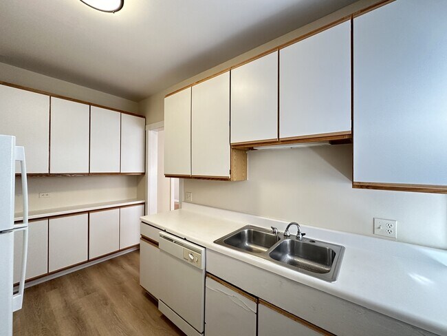 Foto del edificio - 1316 Oak Ave