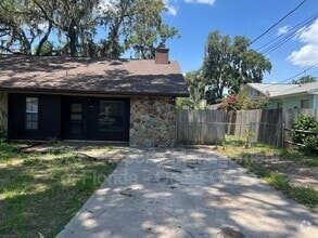 Building Photo - 4050 SE 21st Ct