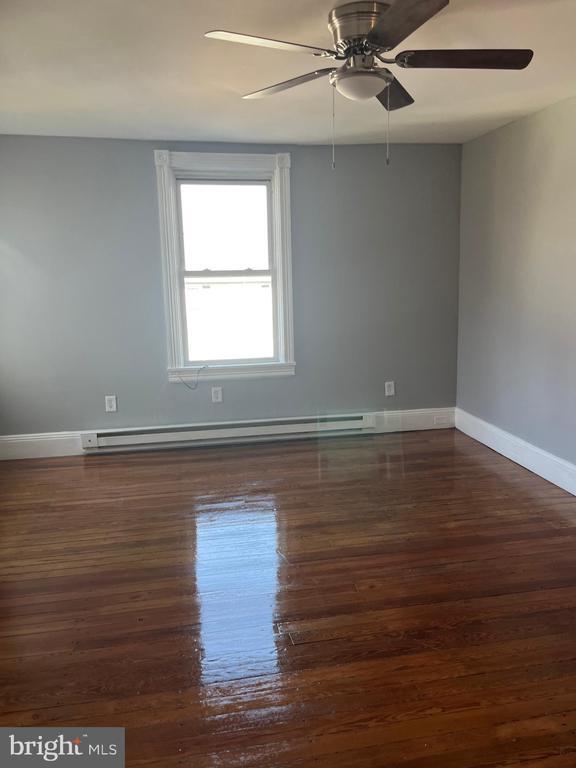 Foto del edificio - 532 DAVISVILLE Rd