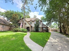Building Photo - 16806 Sandypine Cir