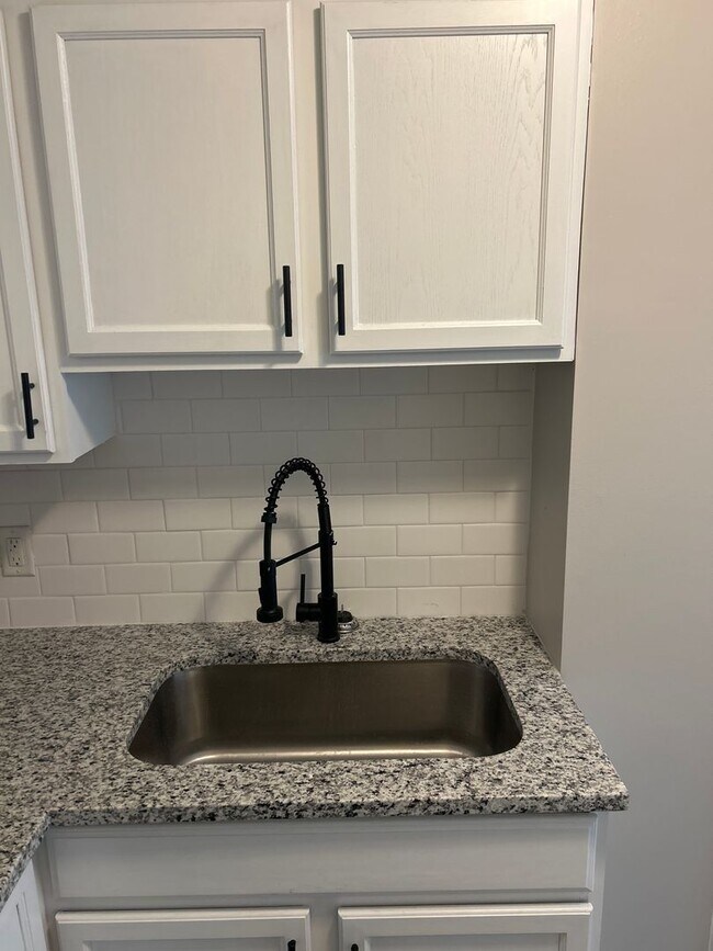 Foto del edificio - Cedar Heights