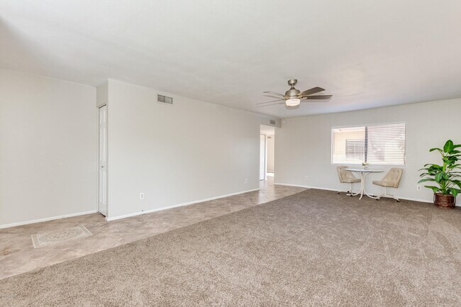 Building Photo - 14466 N 58th Ln