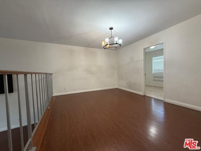 Building Photo - 1721 Rogers Pl