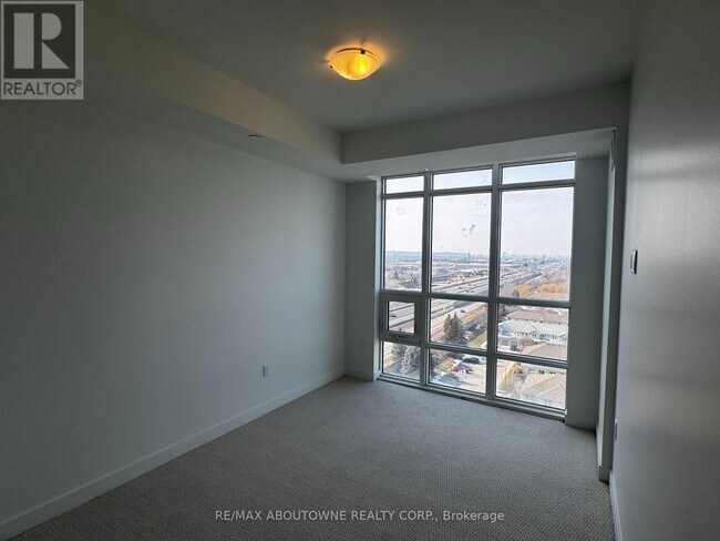 Photo du bâtiment - 461 Green Rd