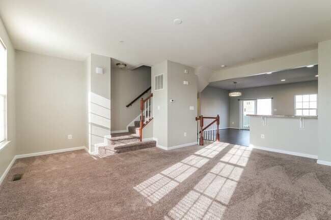 Foto del edificio - 11867 Saint Linus Drive, Waldorf, MD, 20602