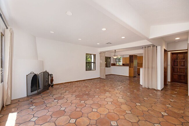 Foto del edificio - 10527 Troon Ave