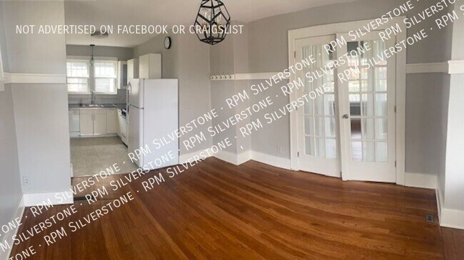 Foto del edificio - 203 Catalpa Dr