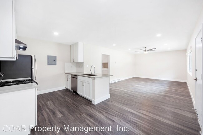 Building Photo - 1761 Park Ave