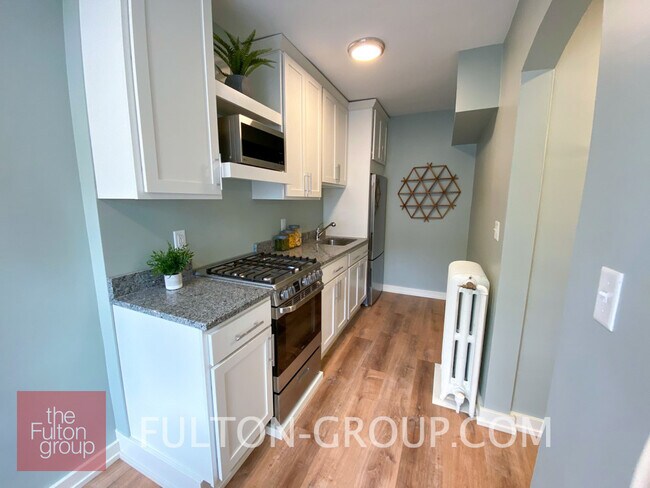 Cocina - 16 Lafayette Ave SE