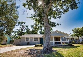 Building Photo - 1056 Venetian Pkwy