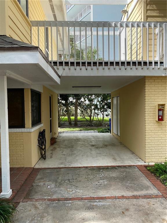 Primary Photo - 953 E Causeway Blvd