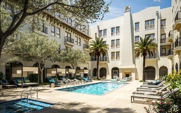 Building Photo - Village at Montclair