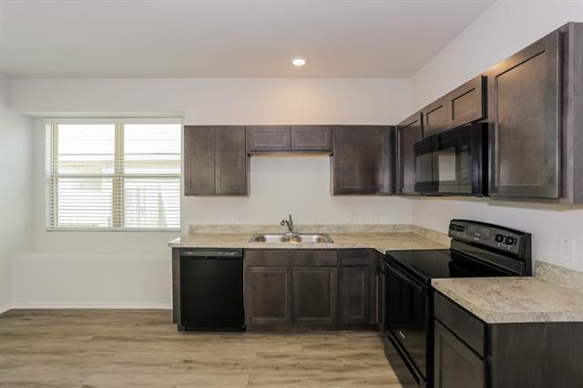 Foto del edificio - 5240 Applegate Dr