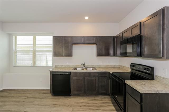 Foto del edificio - 5525 Eagle Point Dr