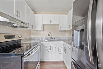 Building Photo - 4225 Schooner Trail