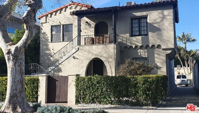 Building Photo - 8755 Ashcroft Ave