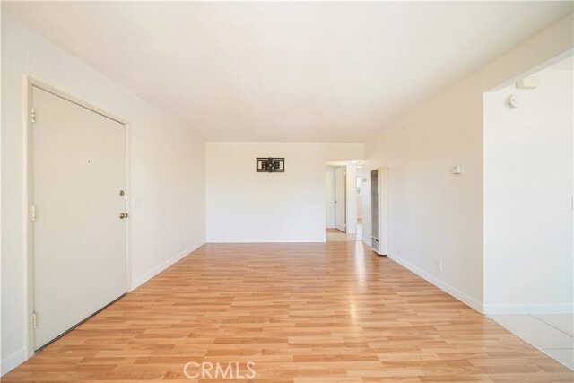 Building Photo - 2516 S Baker St