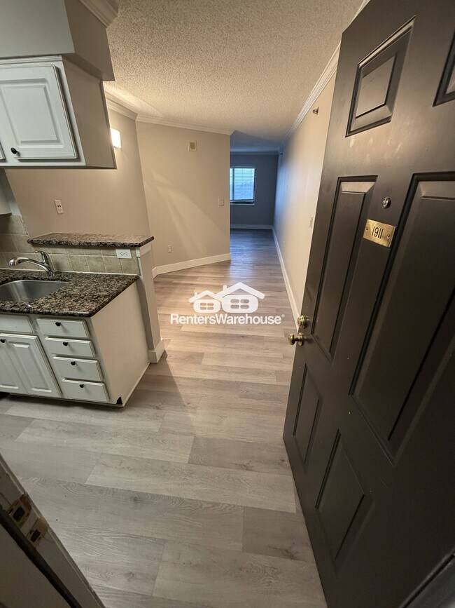 Foto del edificio - 795 Hammond Dr