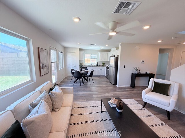 Building Photo - 67451 Rio Rosalia Dr