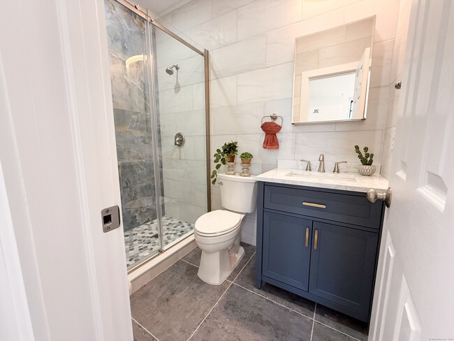 Building Photo - 253 State St