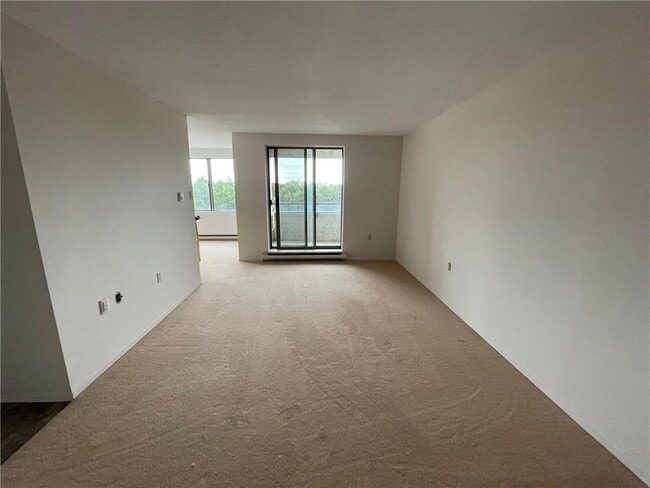 Building Photo - Highview East