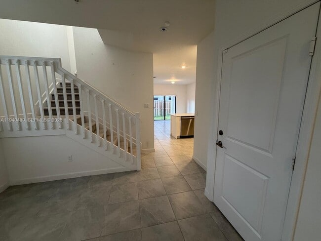 Foto del edificio - 286 SW 159th Dr