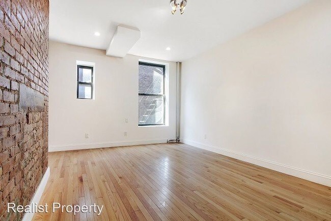 Foto del edificio - 649 9th Ave