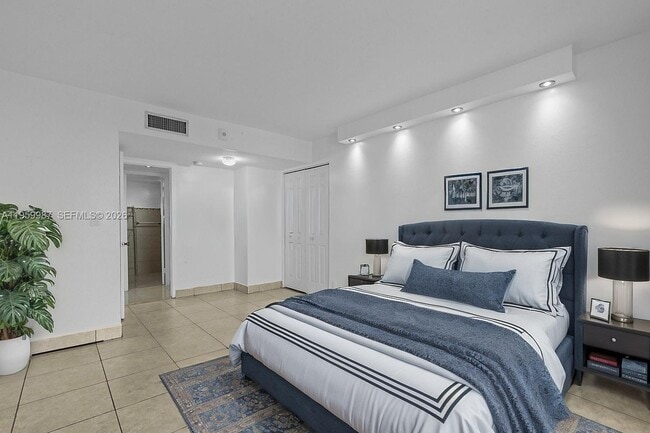 Foto del edificio - 1750 NE 191st St