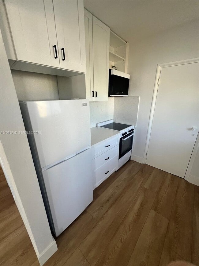 Building Photo - 1706 Arthur St