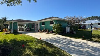 Building Photo - 5227 SE Sea Island Way