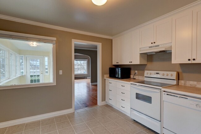 Foto del edificio - Pet Friendly 2 Bed, 1 Bath Home