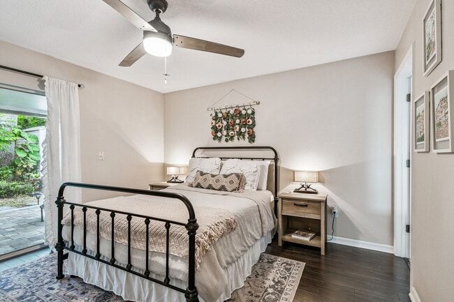 Foto del edificio - 1168 Bass Blvd