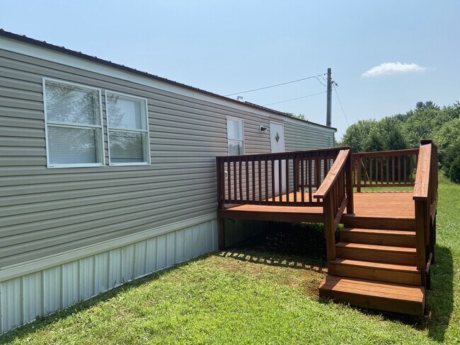 Building Photo - 345 Viers Lane