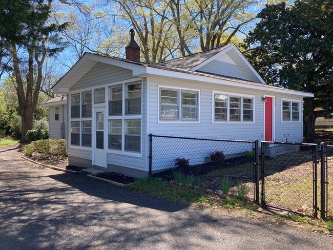 Foto del edificio - Cute Home Downtown Easley