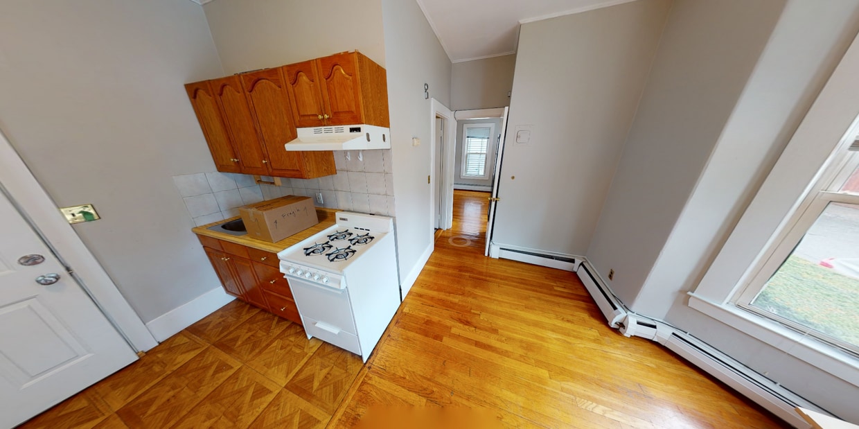 Primary Photo - 20 Hingham St