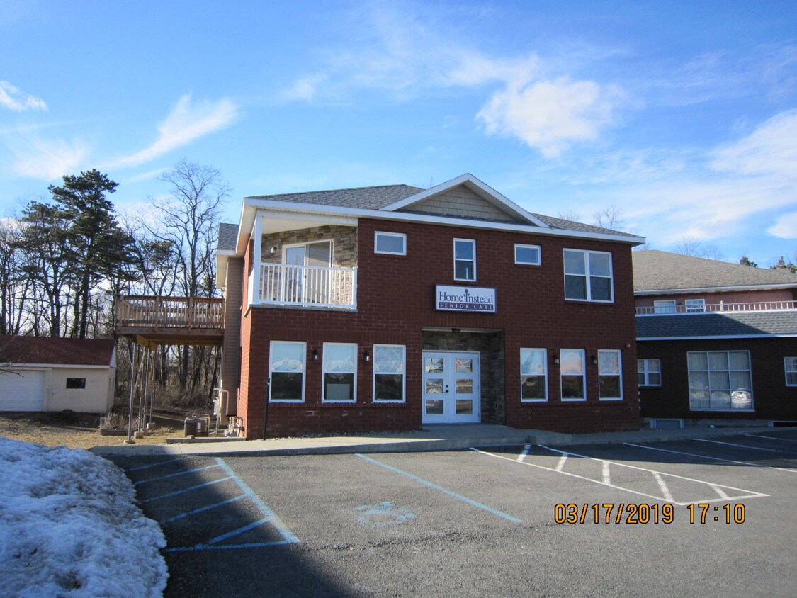 Primary Photo - 1 Rapp Rd