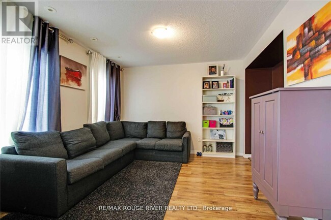 Photo du bâtiment - 3025 Elmcreek Rd