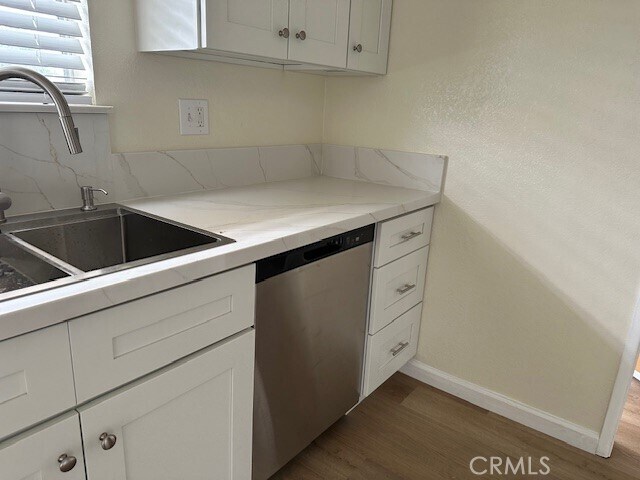 Foto del edificio - 26480 Burgess Way