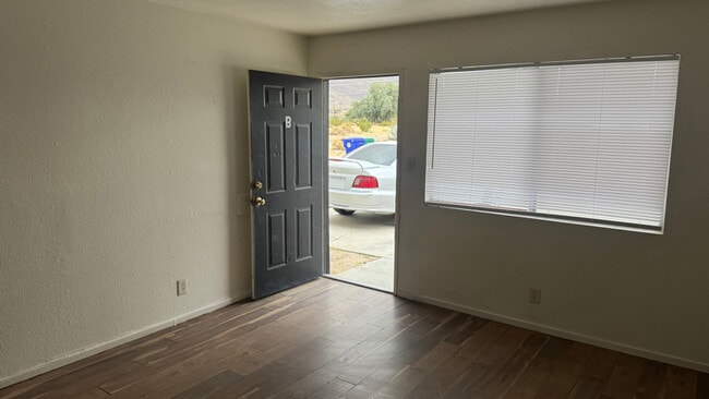 Foto del edificio - 6587 Ocotillo Ave