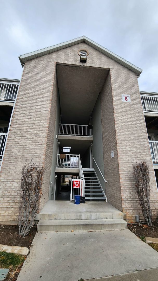 Building Photo - 1268 W 1480 N St