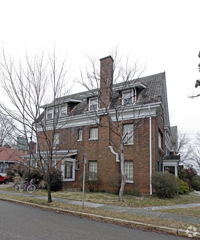 807815 Maplehurst Ct, Knoxville, TN 37902 Apartments in Knoxville