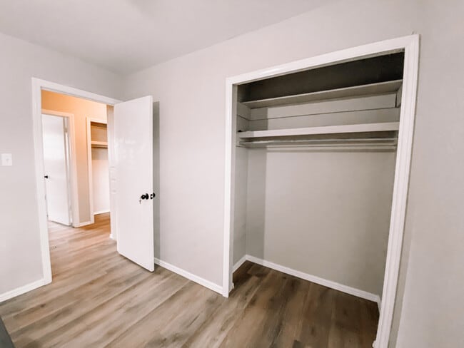 Foto del edificio - 6406 NW Arrowhead Dr