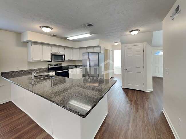 Building Photo - 5112 Greer Station Dr