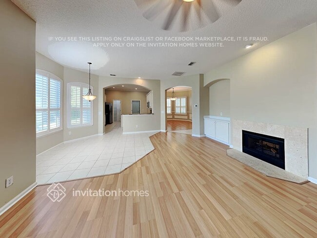 Foto del edificio - 212 Sweetbrier Branch Ln