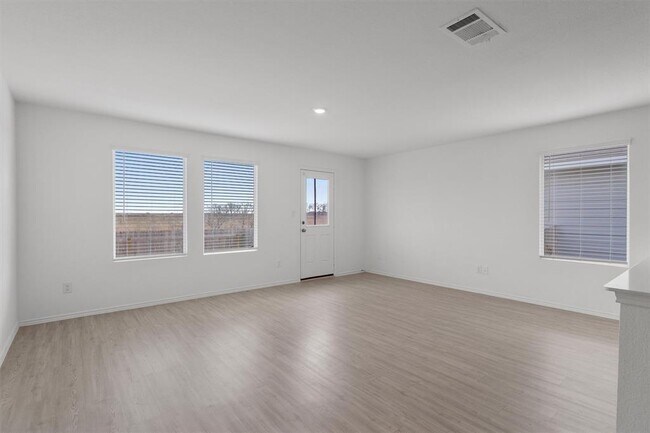 Foto del edificio - 216 Little Sparklers Lp