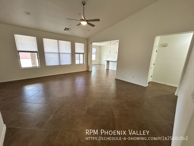 Foto del edificio - Spacious Bright N. Phx 4/2 w/POOL & *NEW* ...