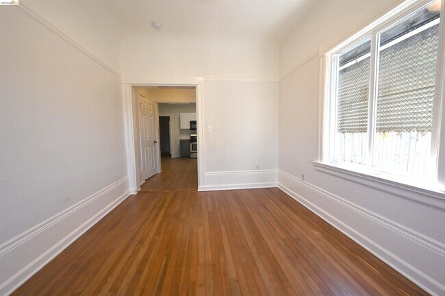 Foto del edificio - 685 37th St
