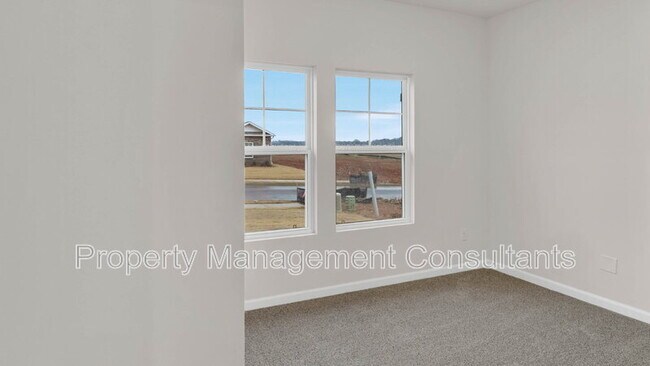 Foto del edificio - 319 Murphy Ln