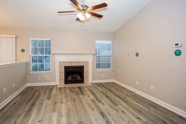 Foto del edificio - 2852 Longspur Dr
